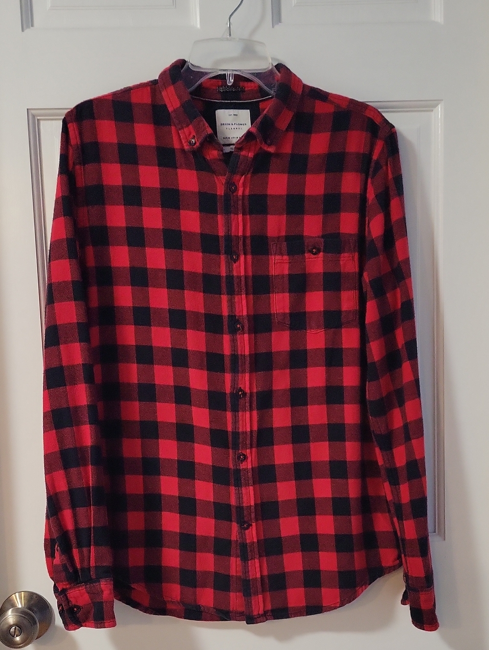 Denim & Flower 100% Cotton Red and Black Buffalo Plaid Flannel Shirt - Men